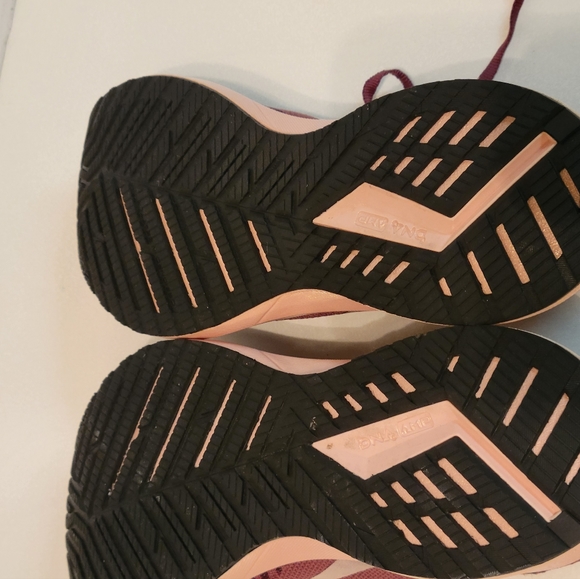 Brooks Levitate 4 Road Running Sneakers Size 8 Maroon / Pink - Picture 8 of 16